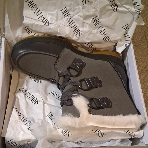 Dream Pairs Gray Ankle Boots with Faux Fur - Picture 8 of 15